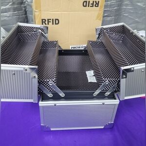 Large Locking Train Case With Key Silver Aluminum Storage Make-up, Jewery 11.25"